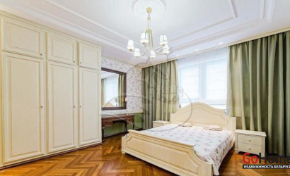 Снять 4-комнатную квартиру, Минск, Пионерская ул. 7 (Центральный район). Фото 1