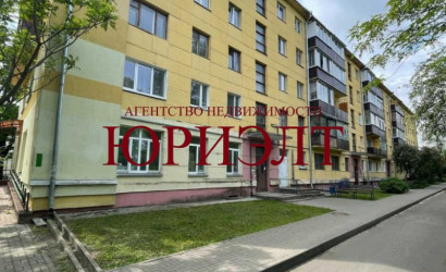 Купить 3-комнатную квартиру, Пинск, Иркутско-Пинской Дивизии, 73. Фото 1