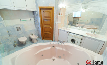 Купить 5-комнатную квартиру, Минск, Пулихова, 43 (Партизанский район). Фото 1