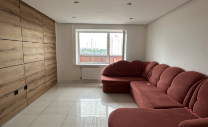 Снять 3-комнатную квартиру на сутки, Светлогорск, 50 лет Октября 2 Б. Фото 1