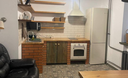 Купить 4-комнатную квартиру, Витебск, Октябрьский проезд, 11. Фото 1