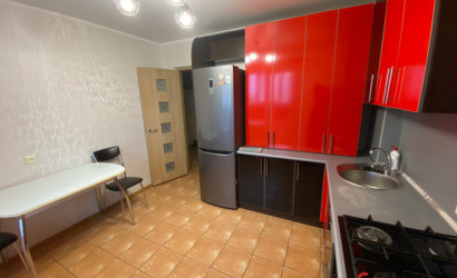 Снять 1-комнатную квартиру на сутки, Рогачев, Якуба Колоса д.17. Фото 1