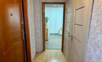  5-этаж.(41.8 м2), Слуцк(Социалистическая ул., 146)