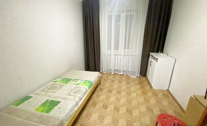 Снять 4-комнатную квартиру на сутки, Пружаны, 8 Марта, дом 9. Фото 6