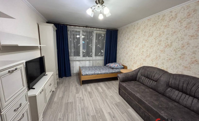 Снять 2-комнатную квартиру на сутки, Слуцк, Молодежная, 8. Фото 2