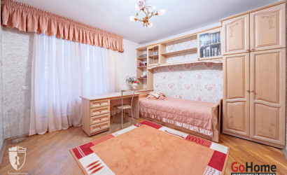 Купить 4-комнатную квартиру, Минск, Семёнова, 15(Ленинский район). Фото 2