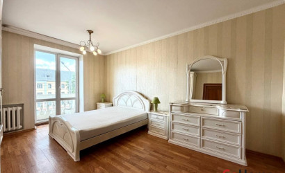 Снять 3-комнатную квартиру, Минск, ул. Коласа Якуба, д. 55к1. Фото 1