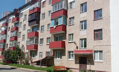 Купить 2-комнатную квартиру, Барановичи, Курчатова, 17. Фото 1