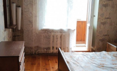 Снять 3-комнатную квартиру на сутки, Барановичи, 50 лет ВЛКСМ, 48. Фото 1