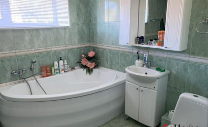 Купить дом, Октябрьская, Васильковая, 17 соток. Фото 5