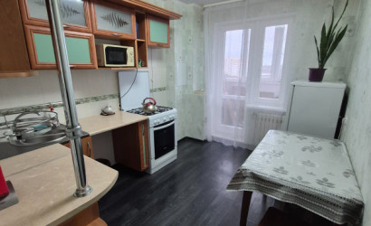 Снять 1-комнатную квартиру на сутки, Жлобин, Микрорайон 2 д.2а. Фото 1