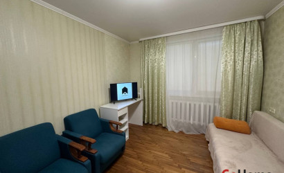 Снять 2-комнатную квартиру на сутки, Островец, Володарского, 48. Фото 5