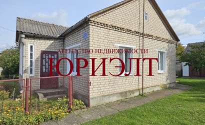 Купить дом, Барановичи, 1-й Механизаторов, 6 соток. Фото 1