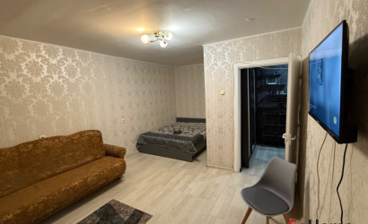 Снять 1-комнатную квартиру, Новополоцк, Молодежная 184Б. Фото 1