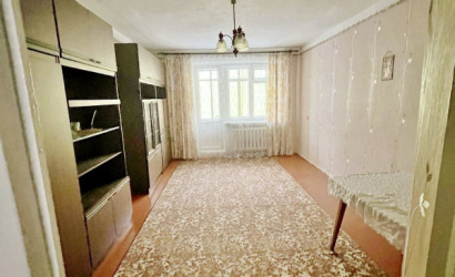 Купить 3-комнатную квартиру, Пинковичи, Лунинецкая, 37. Фото 1