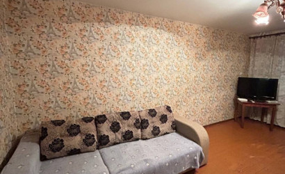 Снять 2-комнатную квартиру на сутки, Петриков, Карла Маркса, 2. Фото 3