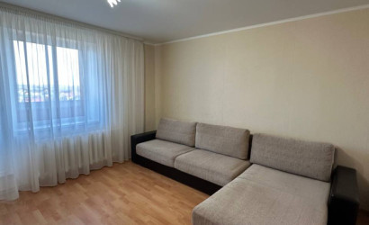 Снять 3-комнатную квартиру на сутки, Пружаны, Интернациональная, 8. Фото 3