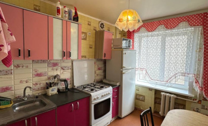 Снять 3-комнатную квартиру на сутки, Петриков, Коммунистическая, 1. Фото 2