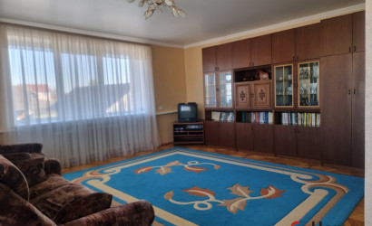 Купить коттедж, Скоморошки, Центральная 74, 57 соток. Фото 2