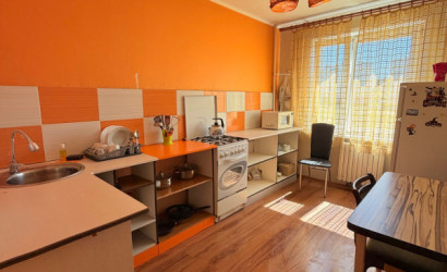 Снять 2-комнатную квартиру на сутки, Жлобин, Микрорайон 18 д29а. Фото 1
