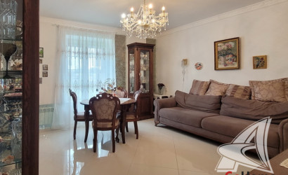 Купить 3-комнатную квартиру, Брест, Центр, ул. Зубачева. Фото 1