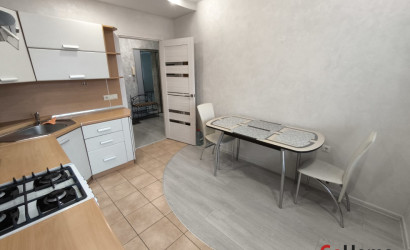 Купить 3-комнатную квартиру, Кобрин, Дружбы, 35. Фото 8