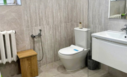 Снять 5-комнатную квартиру на сутки, Боровляны, Радужная, 26. Фото 7