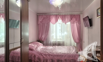 Купить 4-комнатную квартиру, Каменец, , . Фото 4