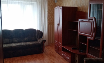 Купить 3-комнатную квартиру, Пинск, Интернациональная, 77. Фото 1