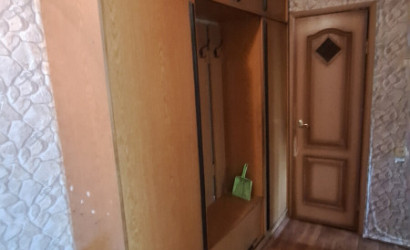  5-этаж.(44 м2), Полоцк(Октябрьская ул., 37)