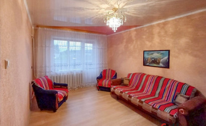 Купить 3-комнатную квартиру, Вишневец, Школьная. Фото 1