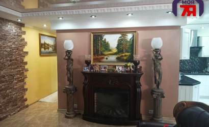 Купить 3-комнатную квартиру, Чисть, Центральная ул., 10. Фото 5