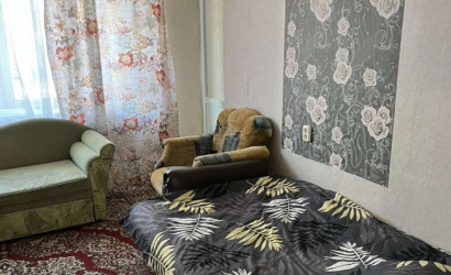 Снять 3-комнатную квартиру на сутки, Дубровно, ул. Вокзальная, 46. Фото 1