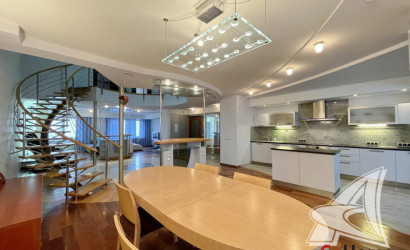 Купить 3-комнатную квартиру, Брест, Центр, ул. Халтурина. Фото 3