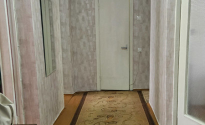 Снять 2-комнатную квартиру на сутки, Новолукомль, Набережная, 17. Фото 2