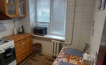 Снять 3-комнатную квартиру на сутки, Столин, Советская  111. Фото 4