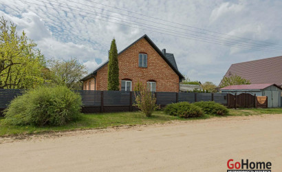 Купить дом, Червень, Каштановая ул., 10.5 соток. Фото 2