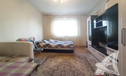 Купить 1-комнатную квартиру, Брест, Южный, ул. Гвардейская. Фото 1