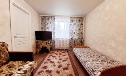 Снять 2-комнатную квартиру на сутки, Горки, проспект интернациональный 6. Фото 1