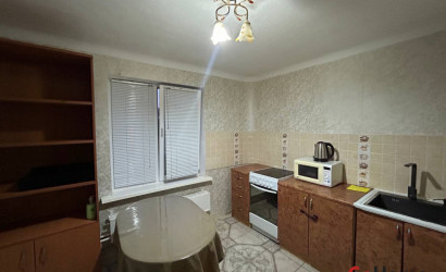 Снять 2-комнатную квартиру на сутки, Дружный, Чепика, 6. Фото 6