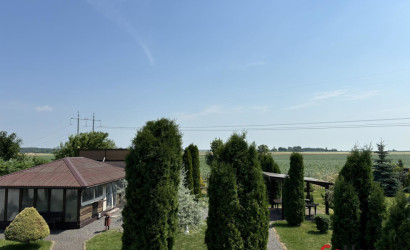  70 м2, Головничи