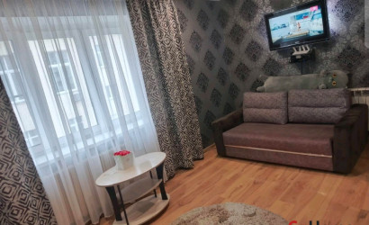 Снять 1-комнатную квартиру на сутки, Речица, СОВЕТСКАЯ, 41. Фото 1