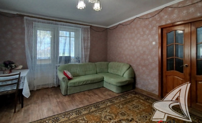 Купить 4-комнатную квартиру, Ракитница. Фото 2