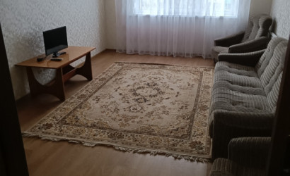 Снять 4-комнатную квартиру на сутки, Бобруйск, Рокоссовского 46. Фото 5