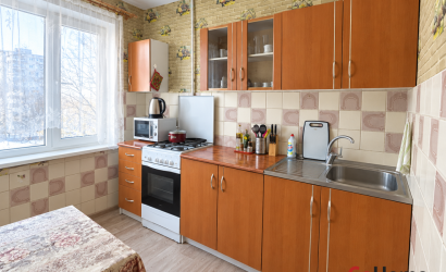 Снять 2-комнатную квартиру на сутки, Минск, пер. Корженевского, д. 6. Фото 1