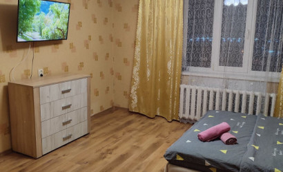 Снять 3-комнатную квартиру на сутки, Кобрин, Советская 127. Фото 2