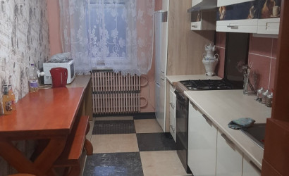 Купить 3-комнатную квартиру, Василишки, 70лет октября. Фото 1