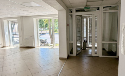 Аренда торгового помещения, Барановичи, Комсомольская ул., 28, 85 кв.м.. Фото 2