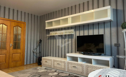 Снять 3-комнатную квартиру, Минск, ул. Асаналиева, д. 38к1. Фото 1