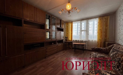 Купить 2-комнатную квартиру, Кадино, Советская, 10. Фото 1